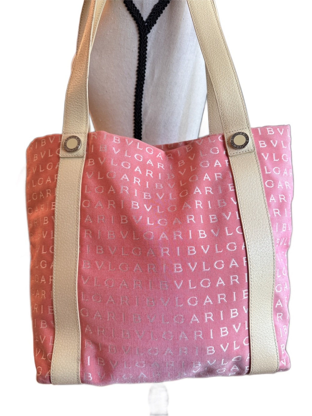 BVLGARI Bulgari Logomania Pink Canvas Tote with Cream Straps - Picture 3 of 15